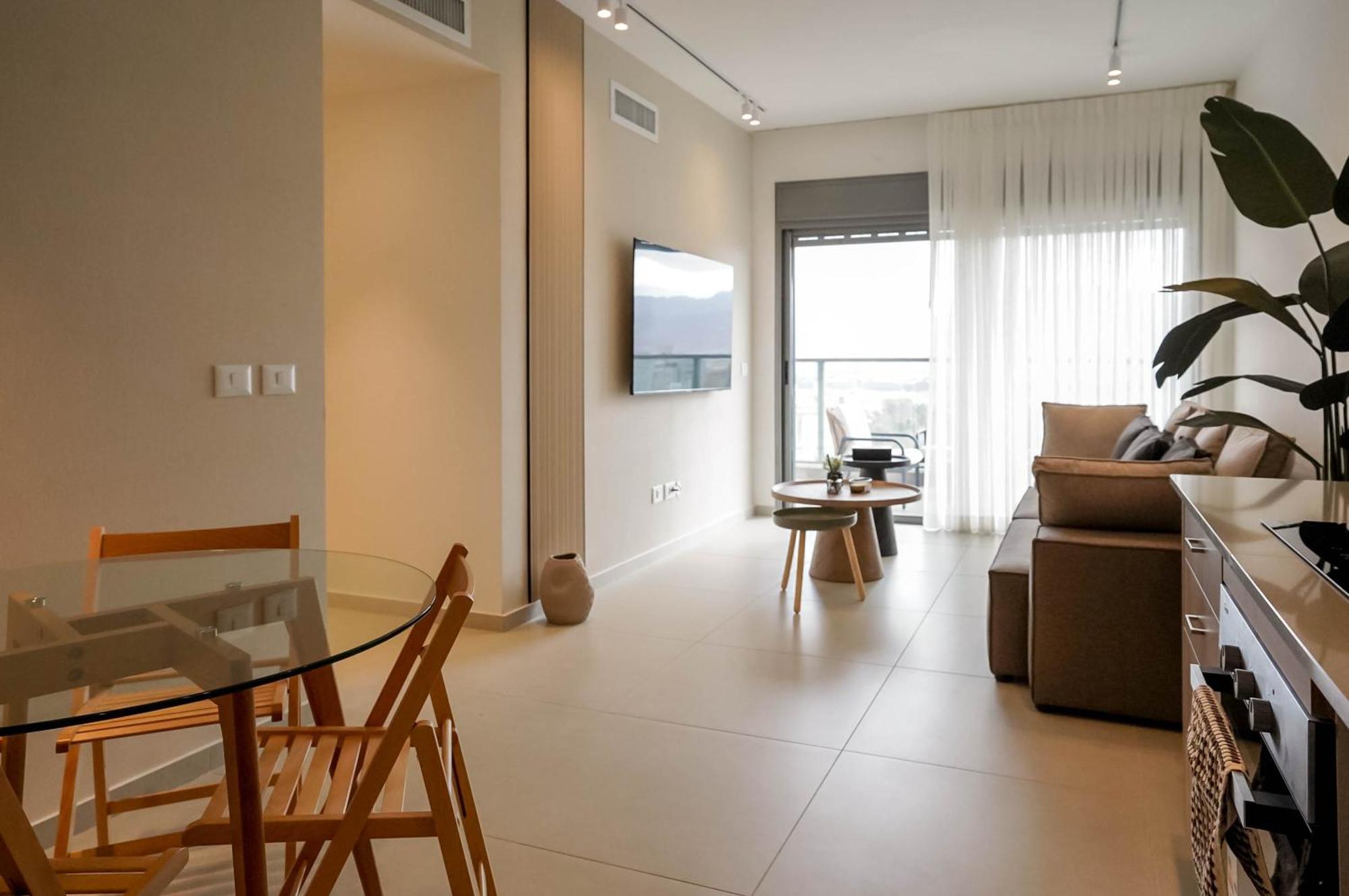 Yalarent New Stylish Apartment 3Br With Balcony 엘라트 외부 사진