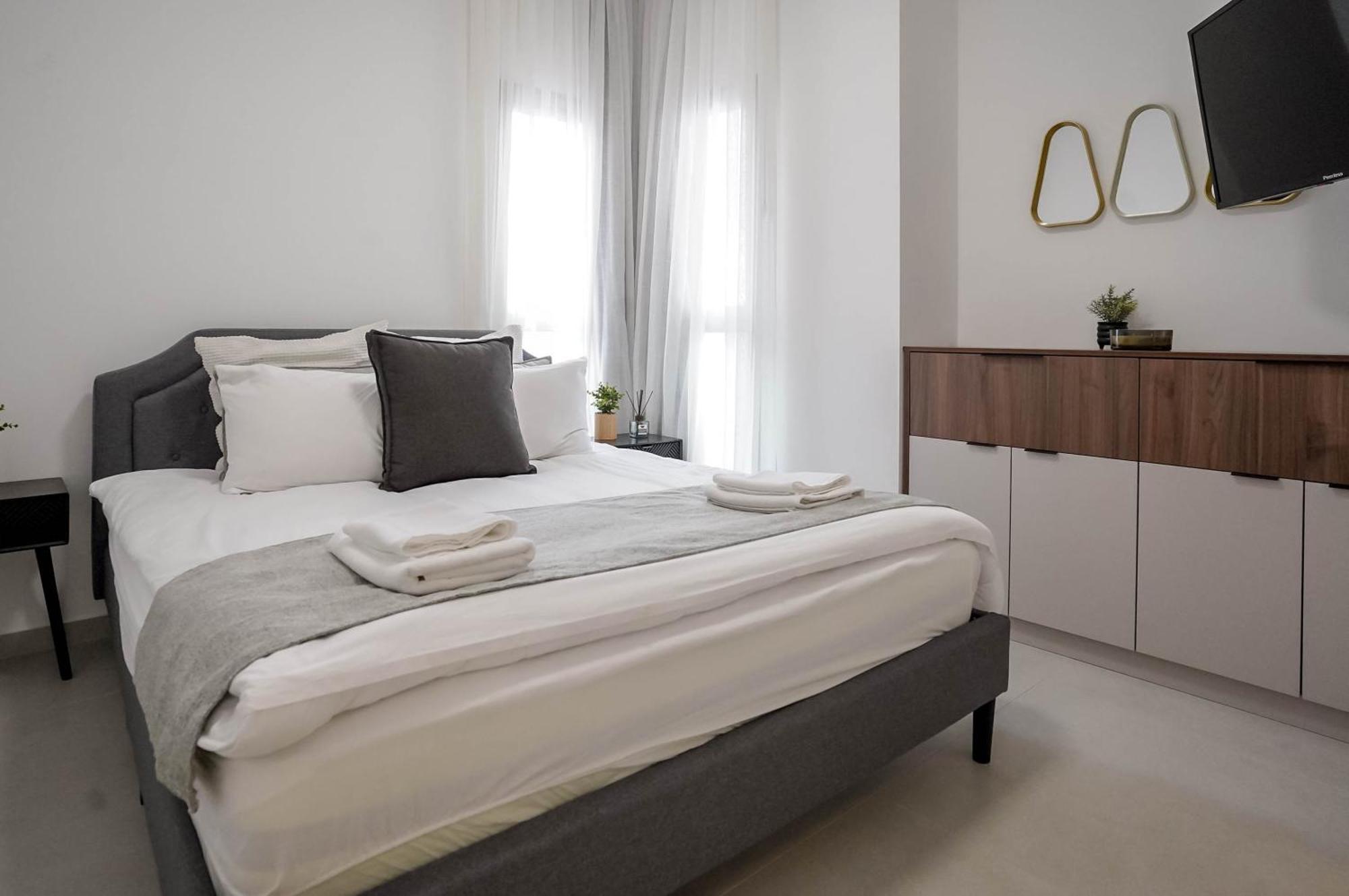 Yalarent New Stylish Apartment 3Br With Balcony 엘라트 외부 사진